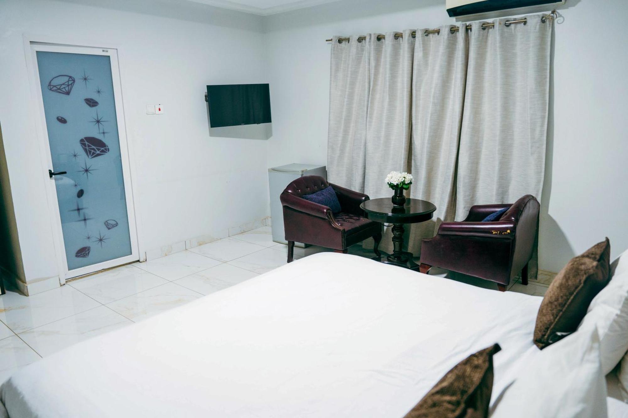 Adonai Hotel Тема Екстер'єр фото